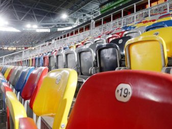 Bei vielen Bundesligaspielen bleiben infolge der Coronavirus-Ausbreitung die Stadien leer. Foto: David Young/dpa