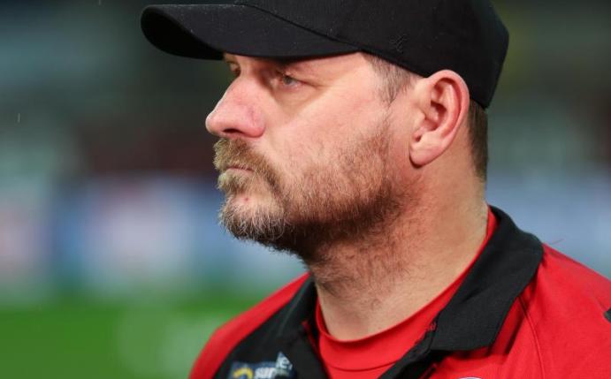 Paderborns Trainer Steffen Baumgart steht vor einem Spiel an der Seitenlinie. Foto: Friso Gentsch/dpa