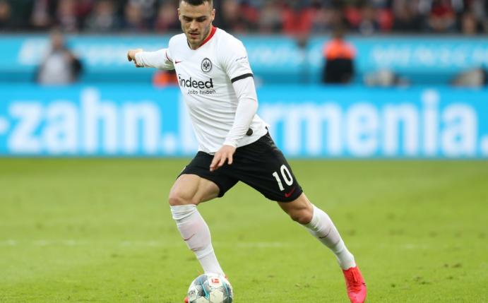 Kostic sah im Spiel gegen Bremen die Rote Karte