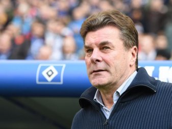 HSV-Coach Dieter Hecking dürfte sein Team zum Training schicken. Foto: Daniel Bockwoldt/dpa HSV-Coach Dieter Hecking dürfte sein Team zum Training schicken. Foto: Daniel Bockwoldt/dpa