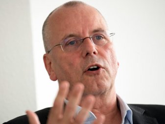 Fortuna-Boss Thomas Röttgermann warnt vor einer Zerreisprobe der Clubs. Foto: Federico Gambarini/dpa Fortuna-Boss Thomas Röttgermann warnt vor einer Zerreisprobe der Clubs. Foto: Federico Gambarini/dpa