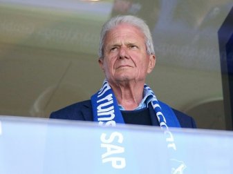 Hopp ist Mehrheitseigner von CureVac Hopp ist Mehrheitseigner von CureVac