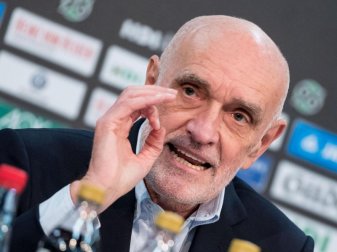 Martin Kind ist der Mehrheitsgesellschafter von Hannover 96. Foto: Peter Steffen/dpa Martin Kind ist der Mehrheitsgesellschafter von Hannover 96. Foto: Peter Steffen/dpa