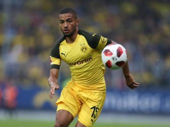 Jeremy Toljan wurde von Borussia Dortmund nach Sassuolo Calcio ausgeliehen. Foto: Friso Gentsch/dpa Jeremy Toljan wurde von Borussia Dortmund nach Sassuolo Calcio ausgeliehen. Foto: Friso Gentsch/dpa