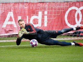 Nationaltorwart Manuel Neuer wird beim FC Bayern München am Dienstag nur individuell trainieren. Foto: Matthias Balk/dpa Nationaltorwart Manuel Neuer wird beim FC Bayern München am Dienstag nur individuell trainieren. Foto: Matthias Balk/dpa