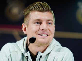 Toni Kroos steht, wie die gesamte Mannschaft von Real Madrid, seit mehreren Tagen unter Quarantäne. Foto: Uwe Anspach/dpa