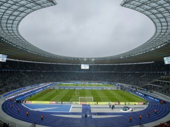 Hertha BSC vermeldet zweiten Corona-Fall der Bundesliga Hertha BSC vermeldet zweiten Corona-Fall der Bundesliga