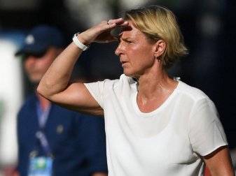 Für Martina Voss-Tecklenburg ist die Verlegung der Frauenfußball-EM kein Problem. Foto: Sebastian Gollnow/dpa