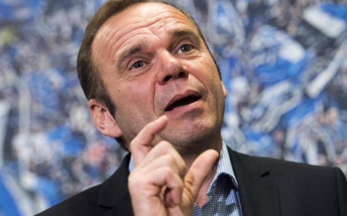 Beziffert den möglichen Coronavirus-Schaden für den HSV auf bis zu 20 Millionen Euro: Bernd Hoffmann, Präsident des Hamburger SV. Foto: Malte Christians/dpa