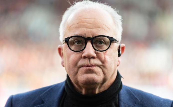 Fritz Keller kündigte den Amateurclubs Hilfe an. Foto: Patrick Seeger/dpa