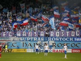 Rostock-Fans rufen zur Unterstützung für den Verein auf Rostock-Fans rufen zur Unterstützung für den Verein auf