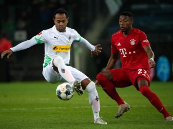 Der Gladbacher Raffael (l) erhielt die deutsche Staatsanhörigkeit. Foto: Federico Gambarini/dpa Der Gladbacher Raffael (l) erhielt die deutsche Staatsanhörigkeit. Foto: Federico Gambarini/dpa