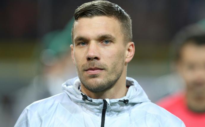 Lukas Podolski richtet Appell an seine Mitmenschen