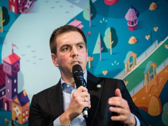 Botschafter für die paneuropäische Fußball-EM 2021: Philipp Lahm. Foto: Matthias Balk/dpa