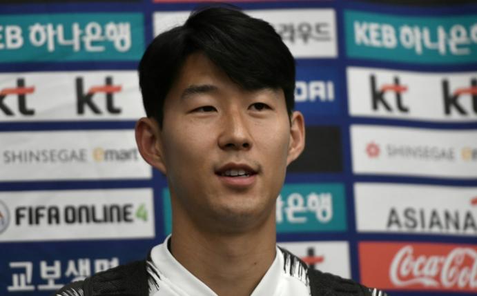 Heung-Min Son flog am Sonntag in seine Heimat Südkorea 