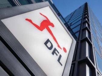 Bei der DFL-Mitgliederversammlung diskutieren die 36 Clubs über die Folgen der Corona-Krise. Foto: Frank Rumpenhorst/dpa Bei der DFL-Mitgliederversammlung diskutieren die 36 Clubs über die Folgen der Corona-Krise. Foto: Frank Rumpenhorst/dpa