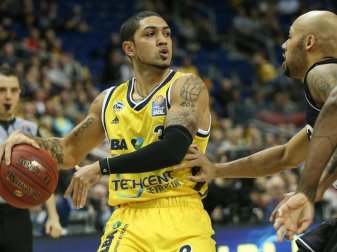 Die Basketball-Bundesliga pausiert mindestens bis Ende April. Foto: Andreas Gora/dpa Die Basketball-Bundesliga pausiert mindestens bis Ende April. Foto: Andreas Gora/dpa