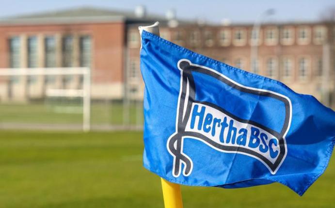 Der Start des Teamtrainings bei Hertha BSC ist noch offen. Foto: Andreas Gora/dpa