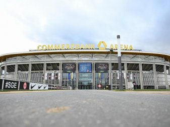 Die Commerzbank wird als Namenssponsor des Stadions von Eintracht Frankfurt von der Deutschen Bank abgelöst. Foto: Arne Dedert/dpa