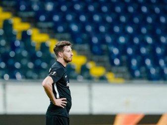 David Abraham könnte die Eintracht im Sommer verlassen. Foto: Uwe Anspach/dpa David Abraham könnte die Eintracht im Sommer verlassen. Foto: Uwe Anspach/dpa