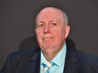 Schaut skeptisch auf die Lernfähigkeit im Profifußball: Reiner Calmund. Foto: Peter Kneffel/dpa