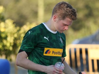 Hat durch die Folgen der Corona-Krise mehr Zeit für seinen Sohn: Matthias Ginter. Foto: Friso Gentsch/dpa Hat durch die Folgen der Corona-Krise mehr Zeit für seinen Sohn: Matthias Ginter. Foto: Friso Gentsch/dpa