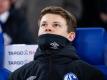 Soll im Falle eienr Saisonverlängerung zu einem längeren Verbleib beim FC Schalke 04 bereit sein: Torwart Alexander Nübel. Foto: Guido Kirchner/dpa