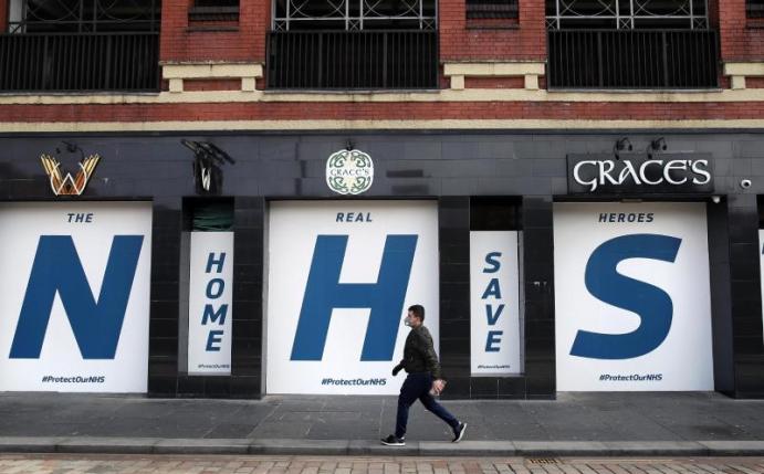 Der National Health Service (NHS) soll Spenden von Fußball-Profis der Premier League erhalten. Foto: Andrew Milligan/PA Wire/dpa