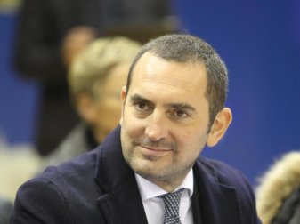 Laut Sportminister Spadafora könnten die Teams der Serie A Anfang Mai mit dem Training beginnen. Foto: Salvatore Esposito/Pacific Press via ZUMA Wire/dpa Laut Sportminister Spadafora könnten die Teams der Serie A Anfang Mai mit dem Training beginnen. Foto: Salvatore Esposito/Pacific Press via ZUMA Wire/dpa