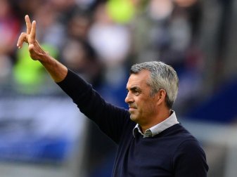 Verzichtet auf ihm noch zustehendes Gehalt: Ex-Bochum-Coach Robin Dutt. Foto: Daniel Bockwoldt/dpa Verzichtet auf ihm noch zustehendes Gehalt: Ex-Bochum-Coach Robin Dutt. Foto: Daniel Bockwoldt/dpa