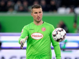 Zieht das Fortuna-Trikot nach dem Saisonende aus: Keeper Michael Rensing. Foto: Peter Steffen/dpa Zieht das Fortuna-Trikot nach dem Saisonende aus: Keeper Michael Rensing. Foto: Peter Steffen/dpa