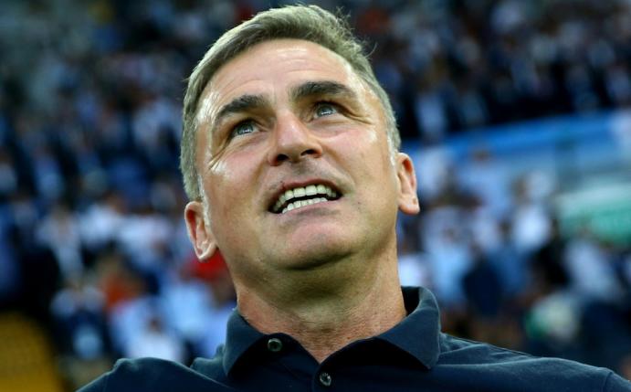 DFB-Trainer Stefan Kuntz spricht Lob aus
