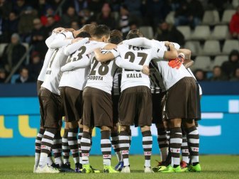 Der FC St. Pauli verlängert mit seinem Hauptsponsor Der FC St. Pauli verlängert mit seinem Hauptsponsor