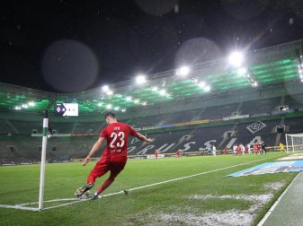Wird die Fußball-Bundesliga ab dem 9. Mai in Form von Geisterspielen fortgesetzt. Foto: Roland Weihrauch/dpa Wird die Fußball-Bundesliga ab dem 9. Mai in Form von Geisterspielen fortgesetzt. Foto: Roland Weihrauch/dpa