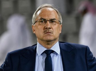 Coach des chinesischen Erstligisten Tianjin Teda: Uli Stielike. Foto: Nikku/Xinhua via ZUMA Wire/dpa Coach des chinesischen Erstligisten Tianjin Teda: Uli Stielike. Foto: Nikku/Xinhua via ZUMA Wire/dpa