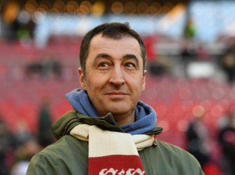 Kandidat für einen Expertenrat beim VfB Stuttgart: Der Grünen-Politiker Cem Özdemir. Foto: Marijan Murat/dpa Kandidat für einen Expertenrat beim VfB Stuttgart: Der Grünen-Politiker Cem Özdemir. Foto: Marijan Murat/dpa