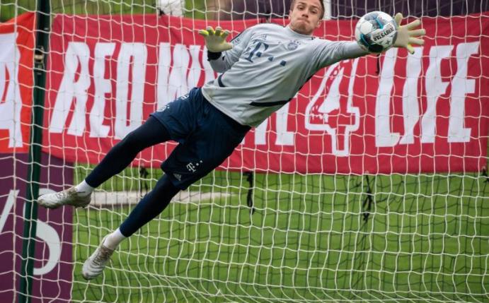 Christian Früchtl ist im Profikader der Bayern nur die Nummer drei. Foto: Peter Kneffel/dpa
