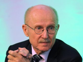 Willi Lemke macht sich um seinen Ex-Verein große Sorgen. Foto: picture alliance / dpa Willi Lemke macht sich um seinen Ex-Verein große Sorgen. Foto: picture alliance / dpa