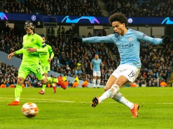Im Fokus von Bayern München: Leroy Sane (r.) Im Fokus von Bayern München: Leroy Sane (r.)