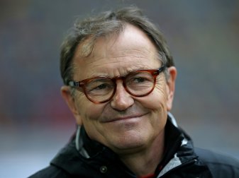 Technischer Direktor Lienen vom FC St. Pauli Technischer Direktor Lienen vom FC St. Pauli