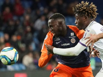 Junior Sambia (l.) geht es langsam besser Junior Sambia (l.) geht es langsam besser