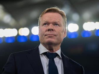 Ronald Koeman musste kurzfristig am Herzen operiert werden. Foto: Robert Michael/dpa-Zentralbild/dpa Ronald Koeman musste kurzfristig am Herzen operiert werden. Foto: Robert Michael/dpa-Zentralbild/dpa