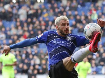 Bielefelds Jonathan Clauss wechselt im Sommer zurück nach Frankreich. Foto: Friso Gentsch/dpa Bielefelds Jonathan Clauss wechselt im Sommer zurück nach Frankreich. Foto: Friso Gentsch/dpa