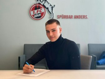 Talent Tim Lemperle unterschreibt Vertrag bis 2023 Talent Tim Lemperle unterschreibt Vertrag bis 2023