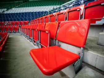 Auch die Tribüne im Allianz-Stadion in Wien wird leer bleiben. Foto: Georg Hochmuth/APA/dpa