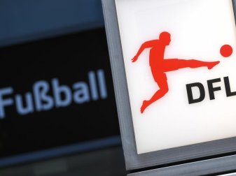 Die Mehrheit der Deutschen will im Moment keine Fortsetzung der Fußball-Bundesliga. Foto: Arne Dedert/dpa Die Mehrheit der Deutschen will im Moment keine Fortsetzung der Fußball-Bundesliga. Foto: Arne Dedert/dpa