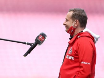 Horst Heldt hat den gelungenen Neustart der Fußball-Bundesliga nach der Corona-Zwangspause mit Freude kommentiert. Foto: Lars Baron/Getty/Pool/dpa Horst Heldt hat den gelungenen Neustart der Fußball-Bundesliga nach der Corona-Zwangspause mit Freude kommentiert. Foto: Lars Baron/Getty/Pool/dpa