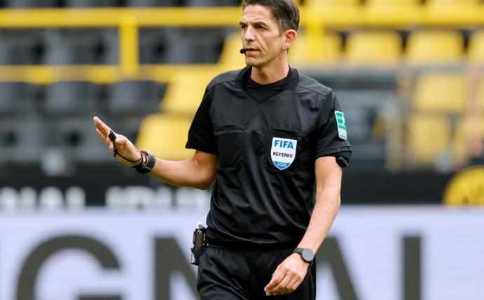 Deniz Aytekin leitete das Revierderby in Dortmund