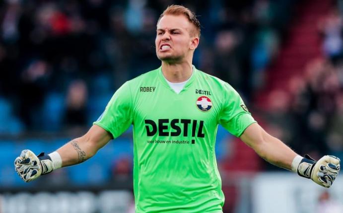 Verlässt nach drei Jahren Willem II Tilburg: Timon Wellenreuther. Foto: Kay Int Veen/PRO SHOTS/dpa