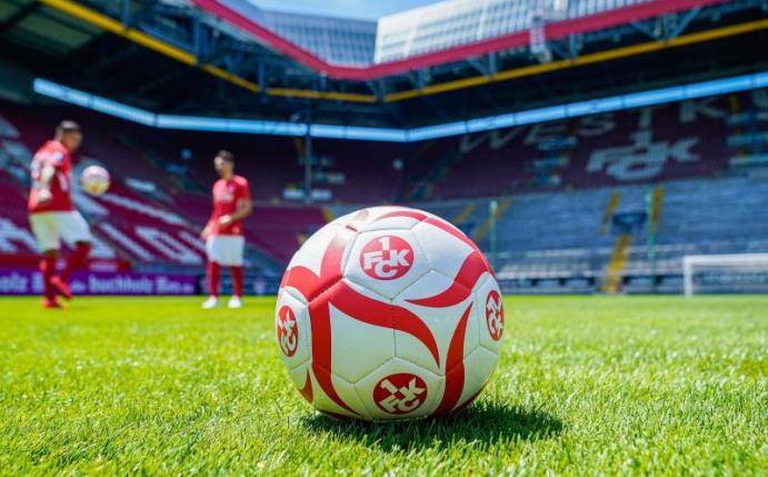 Beim 1. FC Kaiserslautern gibt es drei Verdachtsfälle auf das Coronavirus. Foto: Uwe Anspach/dpa